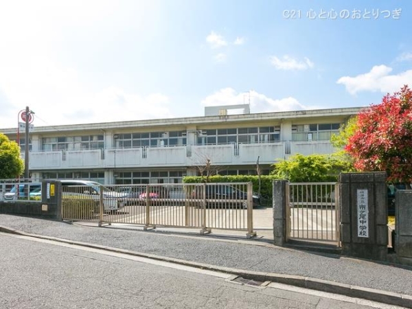 横浜市青葉区荏田西2丁目　新築分譲住宅(横浜市立市ケ尾中学校)