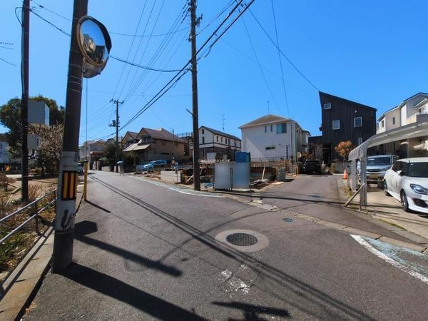 座間市立野台3丁目　新築戸建　全3棟　2号棟