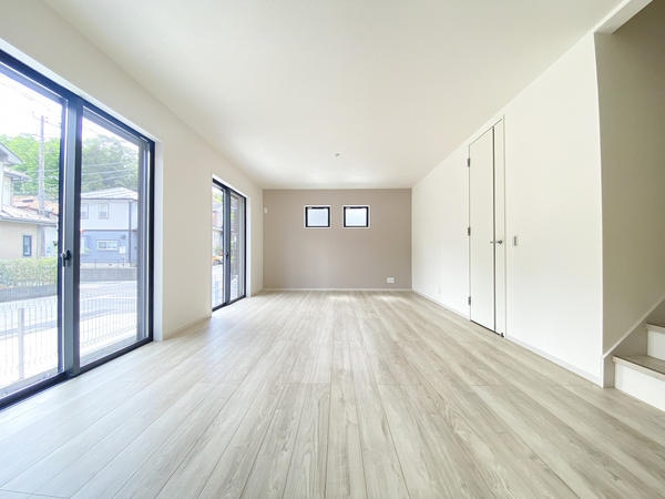 座間市入谷東4丁目　新築戸建