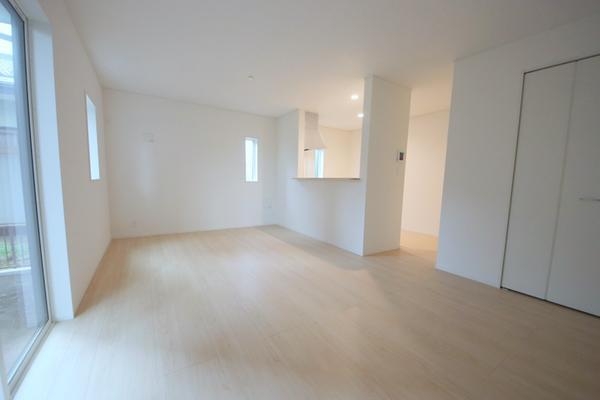 座間市新田宿　新築戸建　全2棟　2号棟