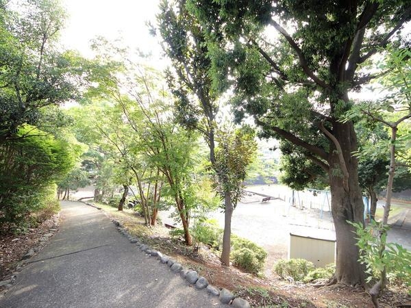 大和代官マンションＡ棟(代官中央公園)