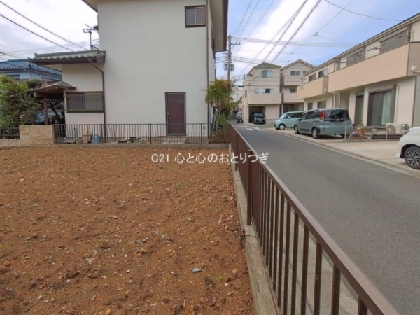座間市ひばりが丘２丁目の土地