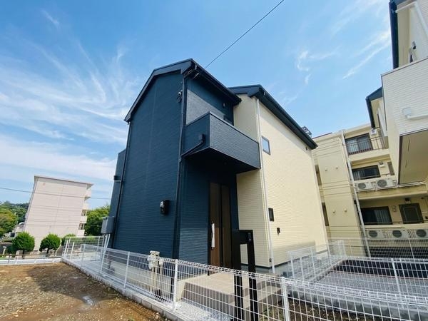 綾瀬市上土棚南2丁目　新築戸建　全2棟　2号棟