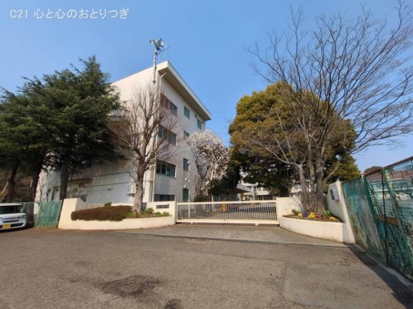 綾瀬市上土棚南2丁目　新築戸建　全2棟　1号棟(綾瀬市立土棚小学校)