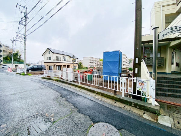 綾瀬市上土棚南2丁目　新築戸建　全2棟　1号棟