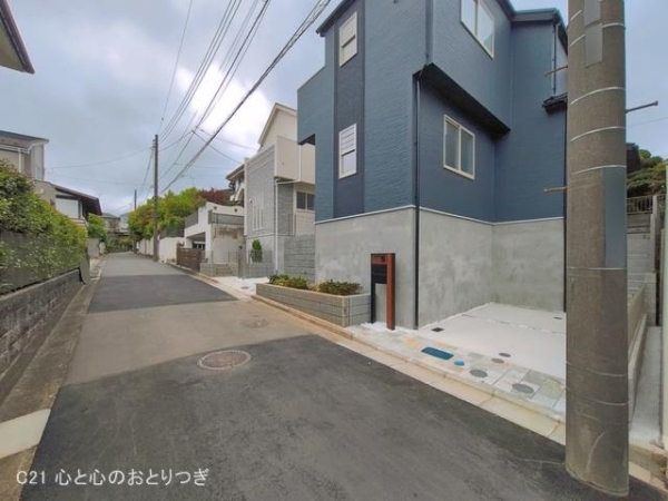 横浜市旭区中沢３丁目の新築一戸建
