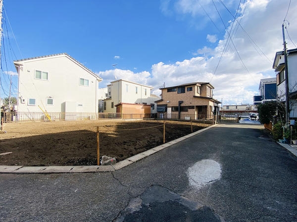 綾瀬市上土棚北2丁目　新築戸建