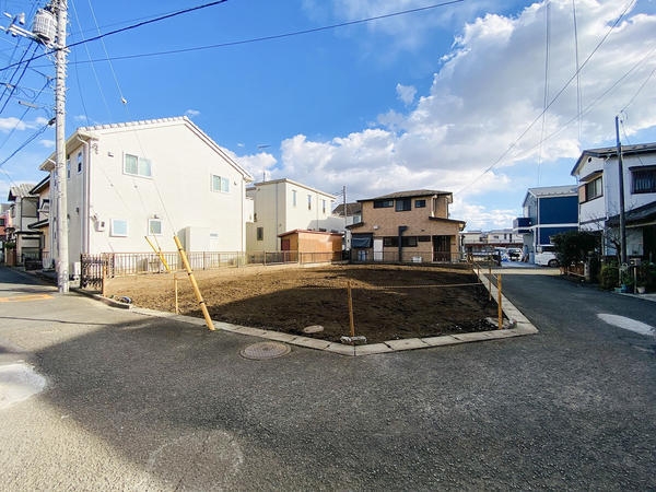 綾瀬市上土棚北2丁目　新築戸建