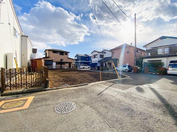 綾瀬市上土棚北2丁目　新築戸建