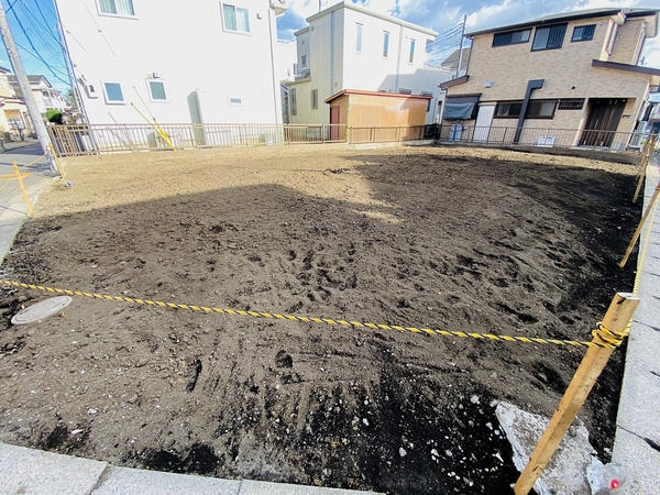 綾瀬市上土棚北2丁目　新築戸建