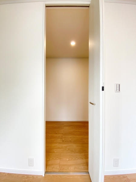 綾瀬市吉岡東４丁目の中古一戸建て