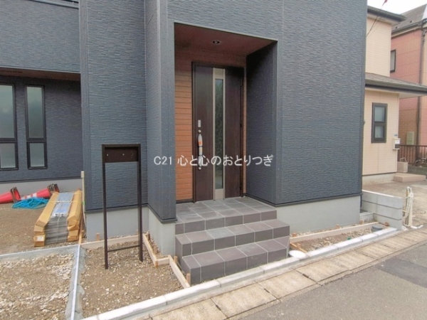 大和市西鶴間8丁目　新築戸建