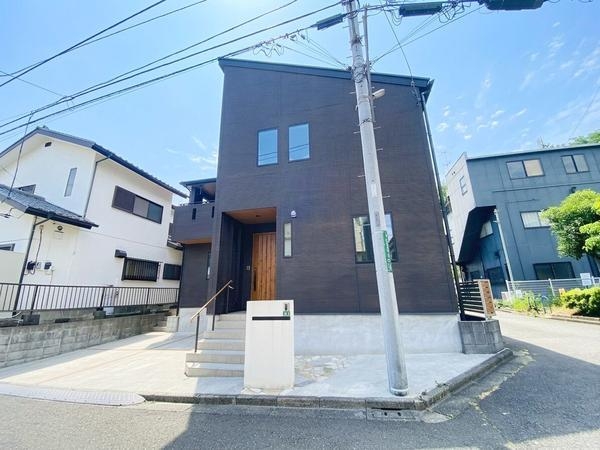 座間市入谷東３丁目の中古一戸建て