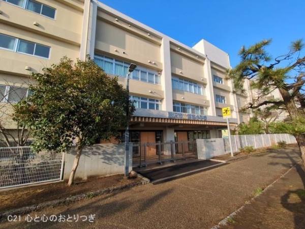 藤沢市鵠沼海岸５丁目の中古一戸建て(藤沢市立鵠南小学校)