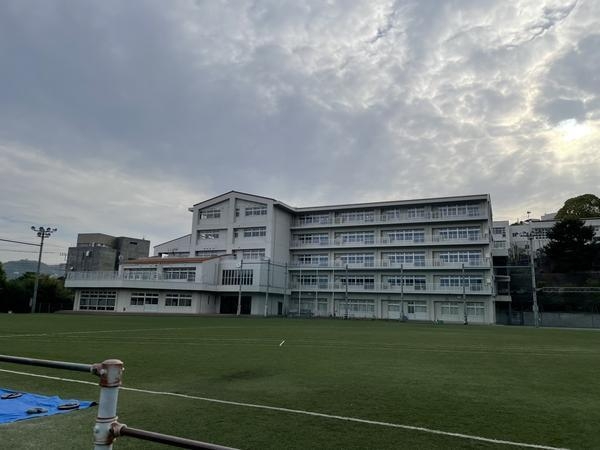 熱海ハイプラザ(熱海市立熱海中学校)
