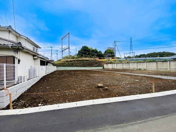 座間市入谷東1丁目　売地　全2区画　No1