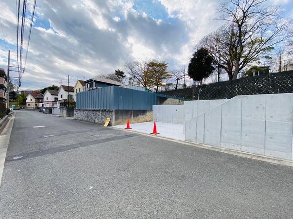 綾瀬市深谷上１丁目の土地