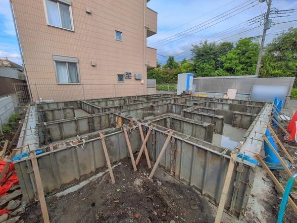 座間市ひばりが丘3丁目　新築戸建