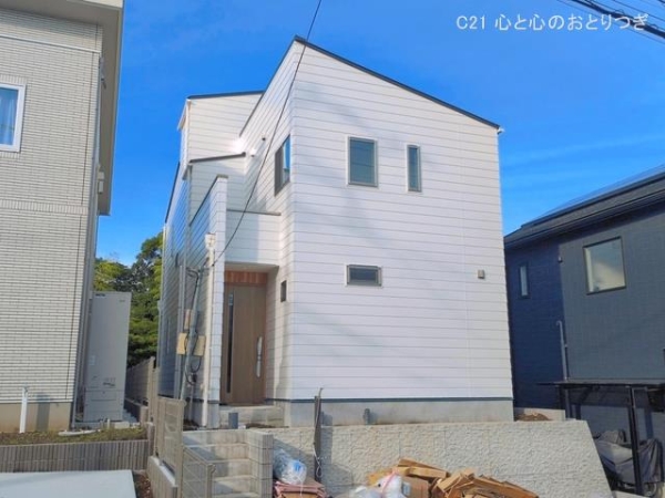 藤沢市片瀬山５丁目の新築一戸建