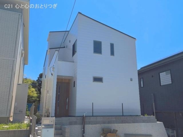 藤沢市片瀬山５丁目の新築一戸建