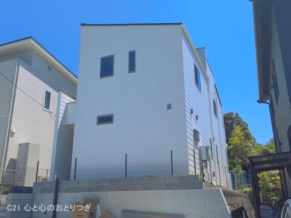 藤沢市片瀬山５丁目の新築一戸建