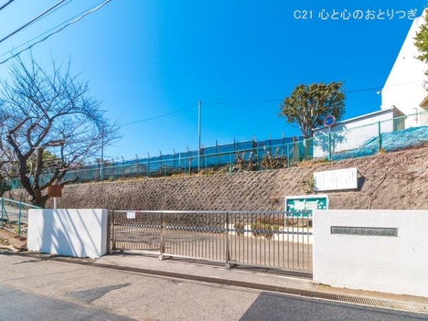 横浜市旭区上白根２丁目の新築一戸建(横浜市立上白根小学校)