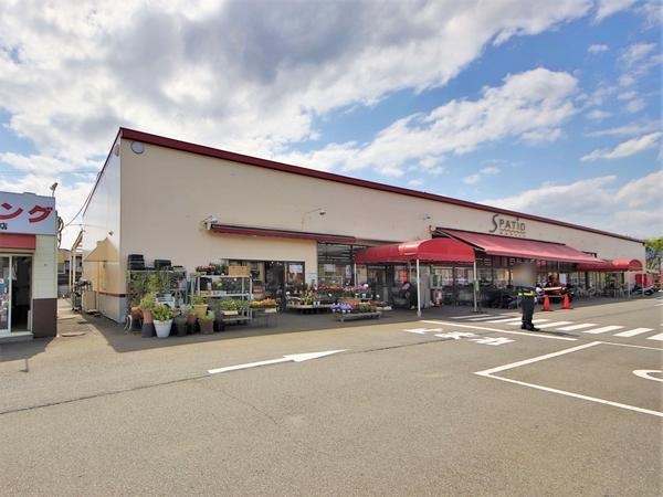 厚木市山際の土地(スーパーマーケットエスパティオ下川入店)