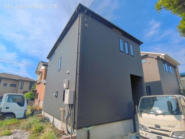 綾瀬市落合南３丁目の新築一戸建