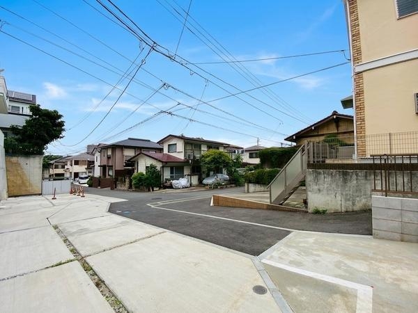 厚木市温水西1丁目　新築戸建