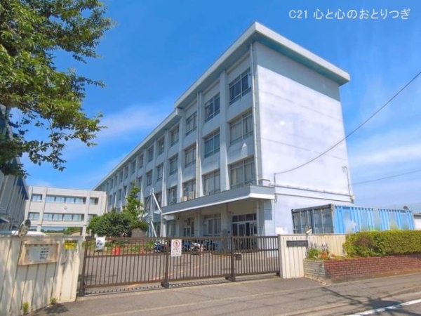 藤沢市善行坂２丁目の新築一戸建(藤沢市立善行中学校)