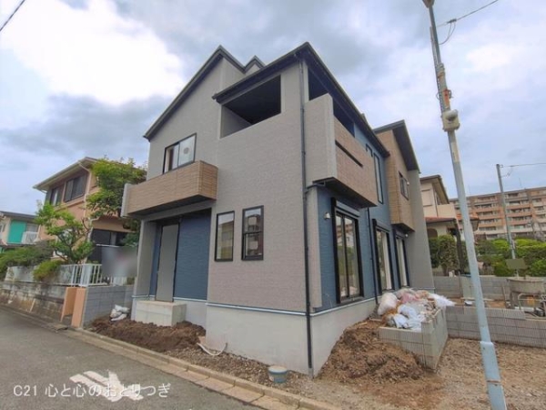 藤沢市本藤沢７丁目の新築一戸建