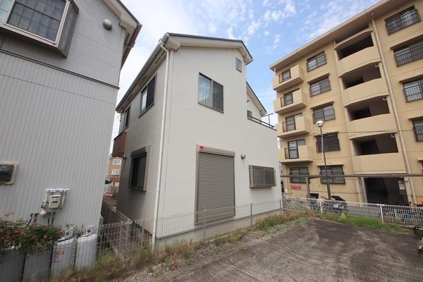 座間市ひばりが丘１丁目の中古一戸建て