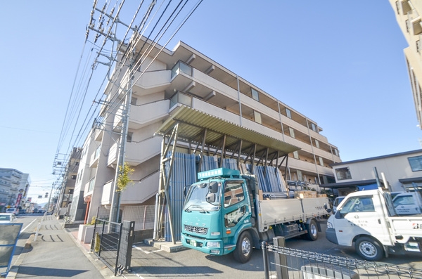 セザール第三鶴間