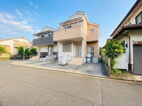 綾瀬市上土棚中６丁目の中古一戸建て