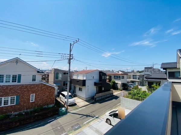 座間市緑ケ丘3丁目　新築戸建　全2棟　2号棟