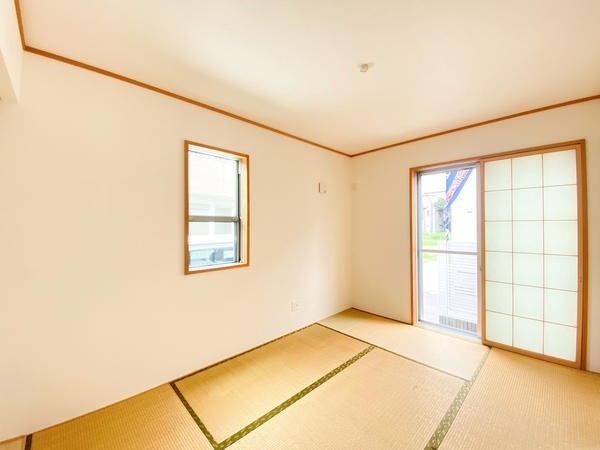 座間市ひばりが丘１丁目の中古一戸建て
