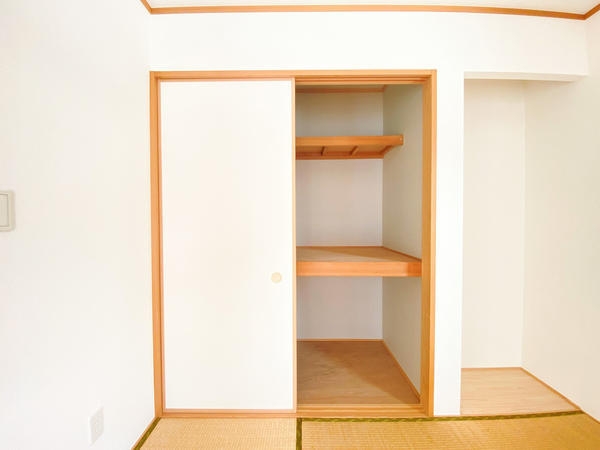 座間市ひばりが丘１丁目の中古一戸建て