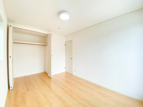 座間市ひばりが丘１丁目の中古一戸建て