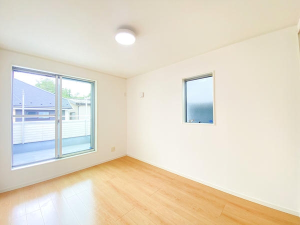 座間市ひばりが丘１丁目の中古一戸建て