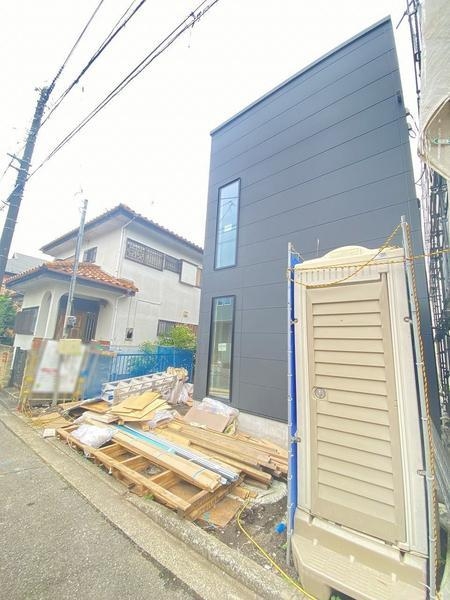 横浜市瀬谷区南台２丁目　新築戸建　全2棟　1号棟