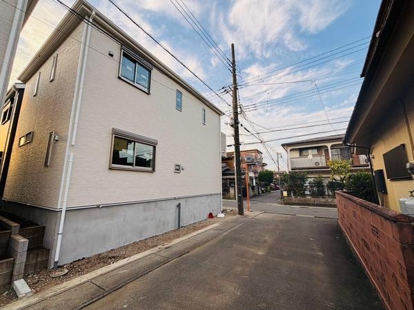海老名市社家3丁目　新築戸建　全3棟　2号棟