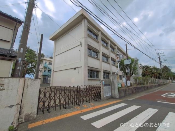 藤沢市長後　　新築戸建　全2棟　1号棟(藤沢市立長後小学校)