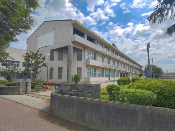 藤沢市長後　　新築戸建　全2棟　1号棟(藤沢市立長後中学校)