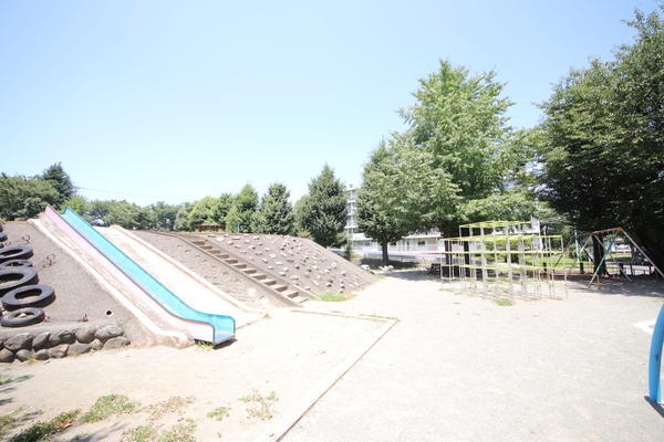 藤沢市長後　　新築戸建　全2棟　1号棟(いちょう団地1号公園)