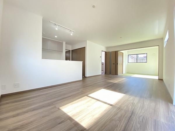 横浜市瀬谷区北新　新築戸建　全2棟　B号棟