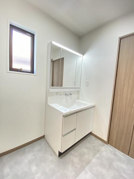 横浜市瀬谷区北新　新築戸建　全2棟　B号棟