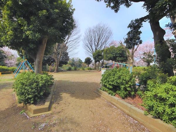 大和スカイハイツ1号棟(草柳1号公園)
