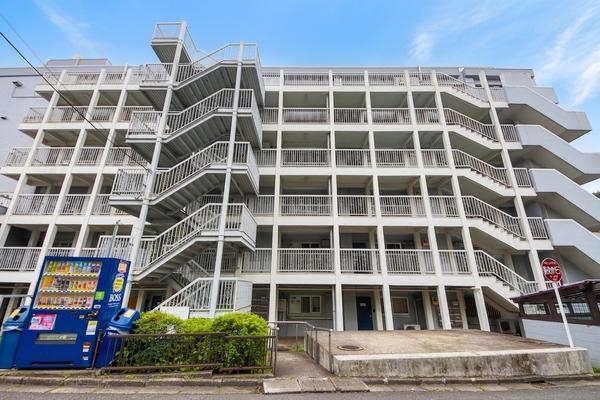 大和スカイハイツ1号棟