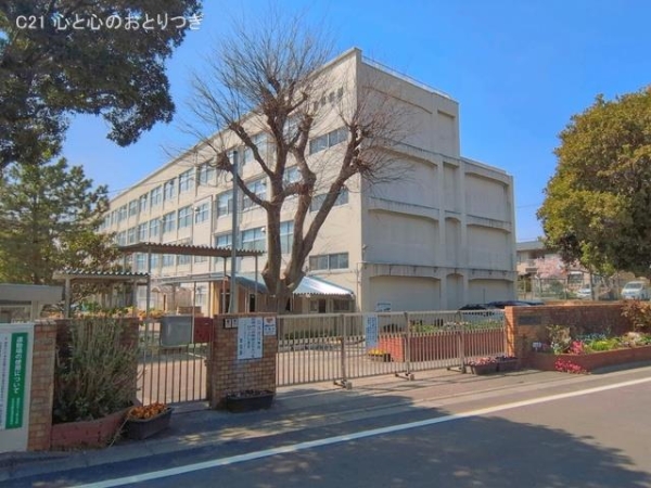 横浜市瀬谷区二ツ橋町の中古一戸建て(横浜市立二つ橋小学校)