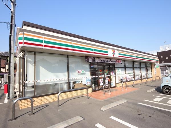 横浜市瀬谷区阿久和西4丁目　新築戸建　全4棟　3号棟(セブンイレブン横浜阿久和山谷店)